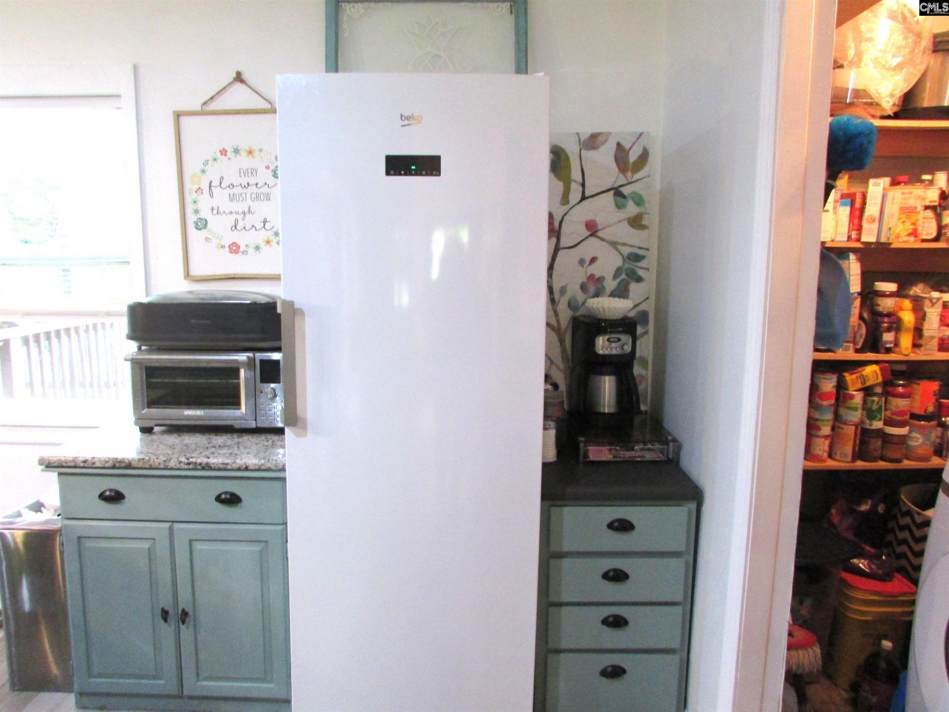 14 Yashica Court Photo 14