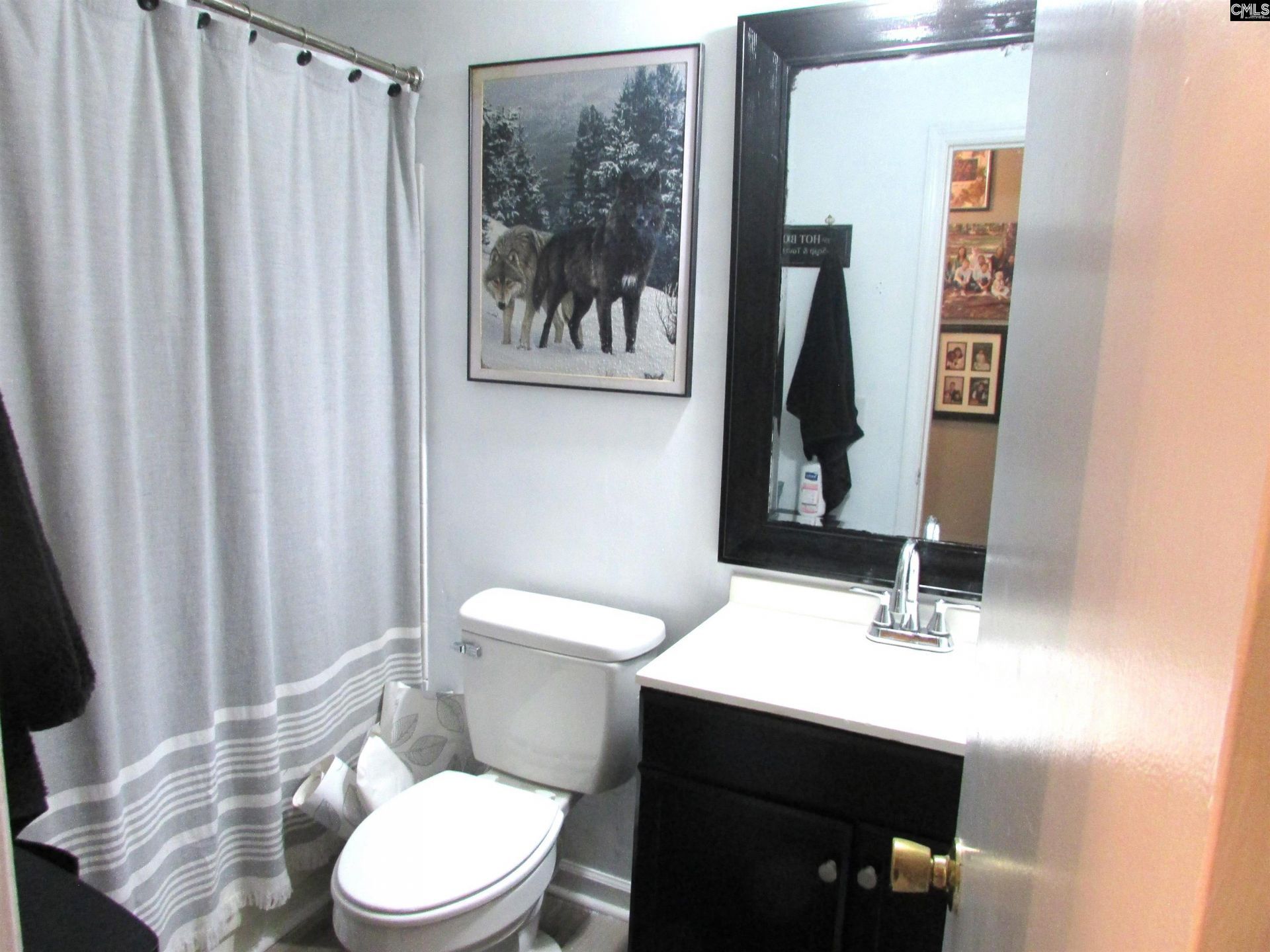 14 Yashica Court Photo 36