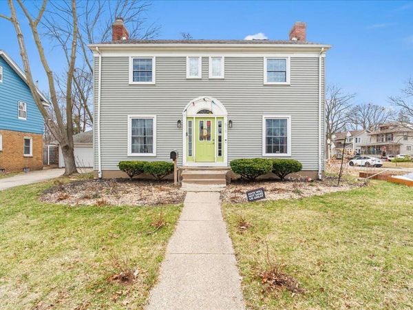 519 West Street, Lansing, MI 48915