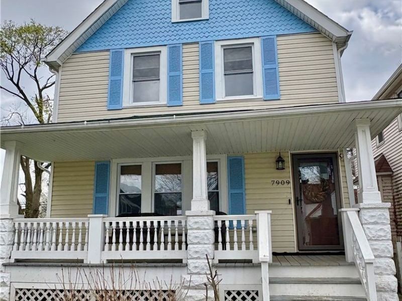 7909 Colgate Avenue , Cleveland, OH 44102 Photo 3