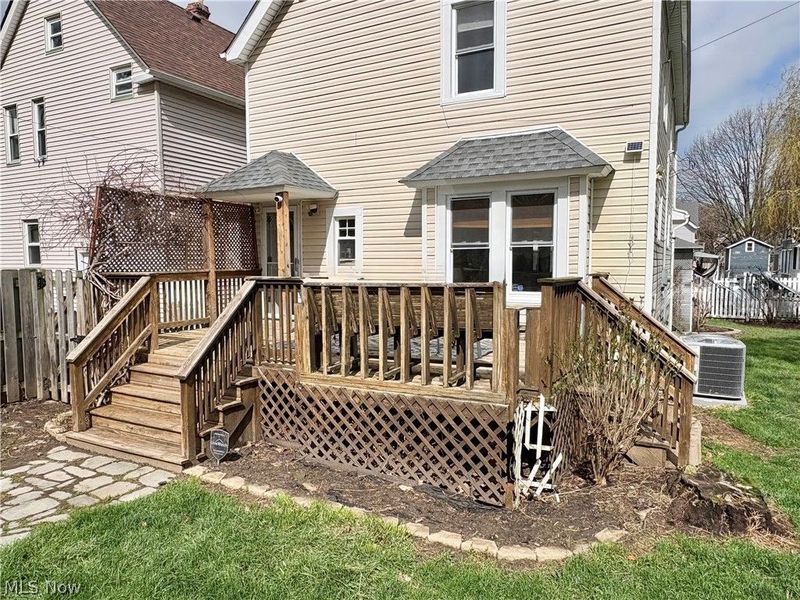 7909 Colgate Avenue , Cleveland, OH 44102 Photo 8