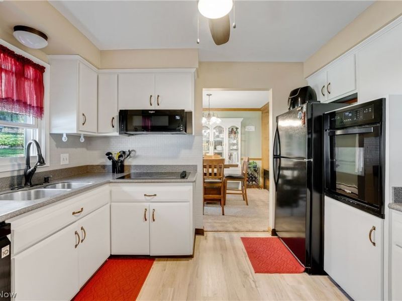 10340 Wye Road, Chesterland, OH 44026 Photo 17