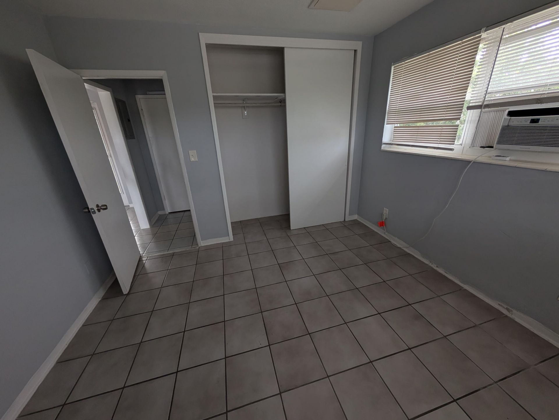 2917 Middle River Drive, Unit 5, Fort Lauderdale, FL 33306 Photo