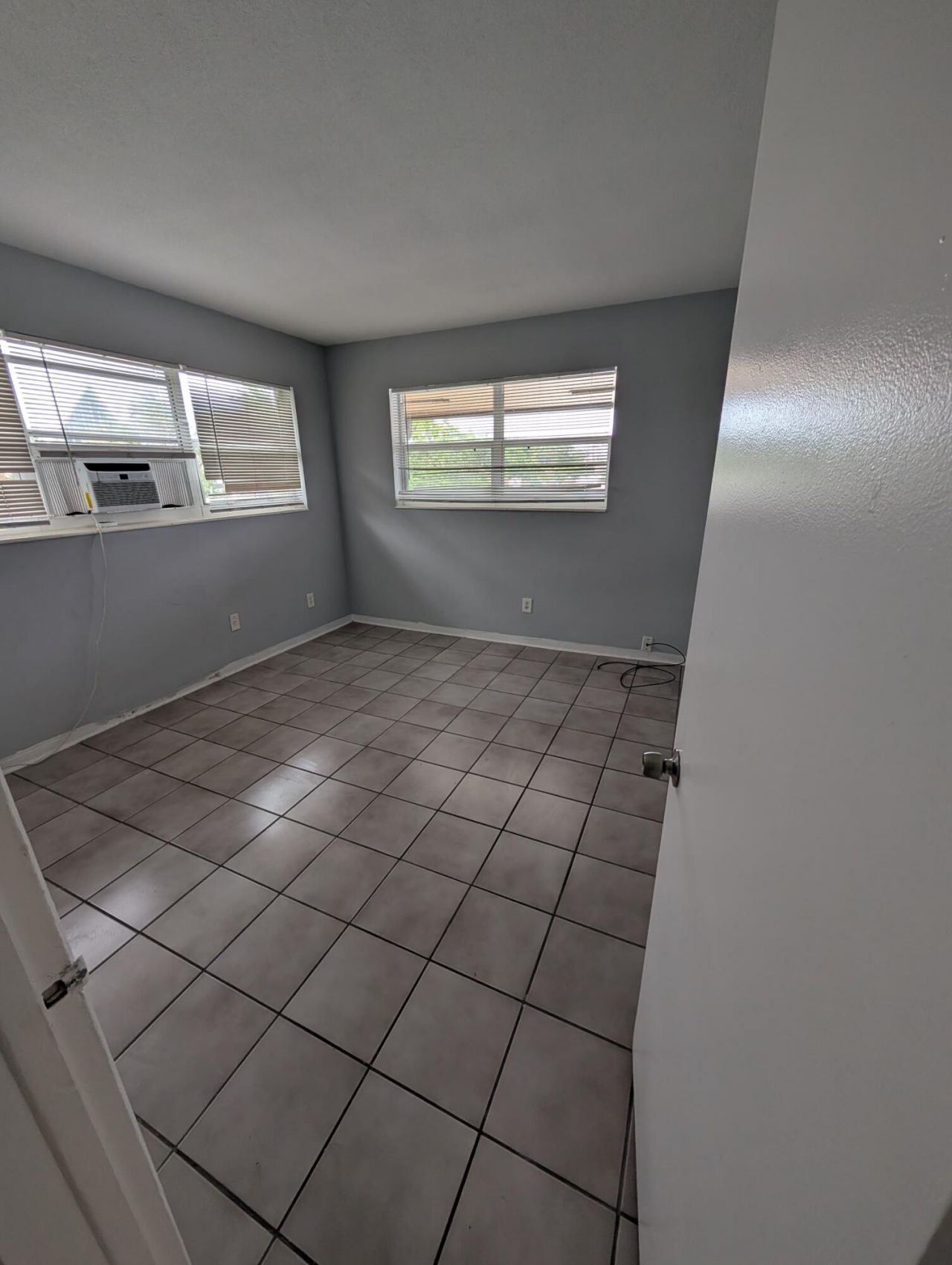2917 Middle River Drive, Unit 5, Fort Lauderdale, FL 33306 Photo