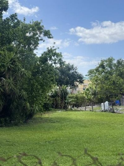 210 SW 12th Avenue Sw, South Bay, FL 33493 Photo