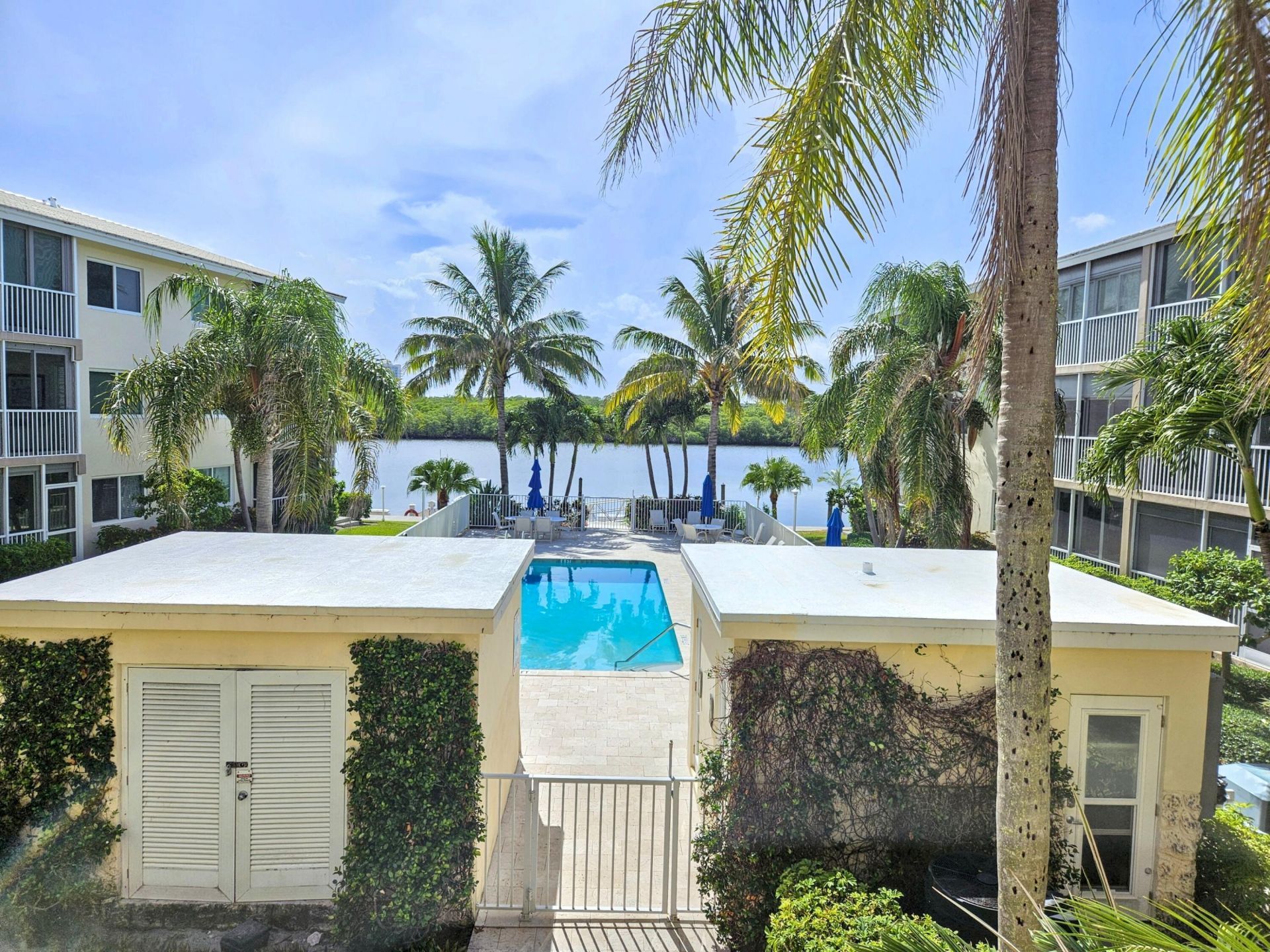6530 N Ocean Boulevard, Unit 2050, Ocean Ridge, FL 33435 Photo