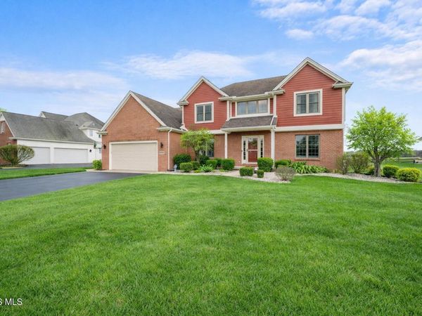 3016 Lexington Glen Boulevard, Monclova, OH 43542