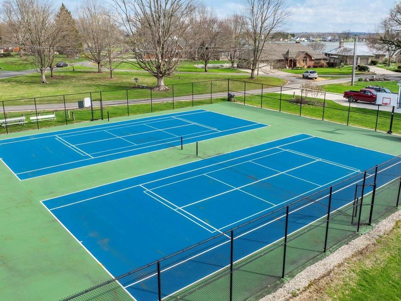 385 Lakeshore Drive W, Hebron, OH 43025 Photo 98