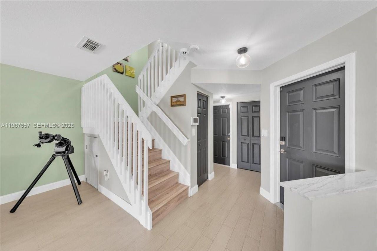 16382 SW 75th St, Miami, FL 33193 Photo