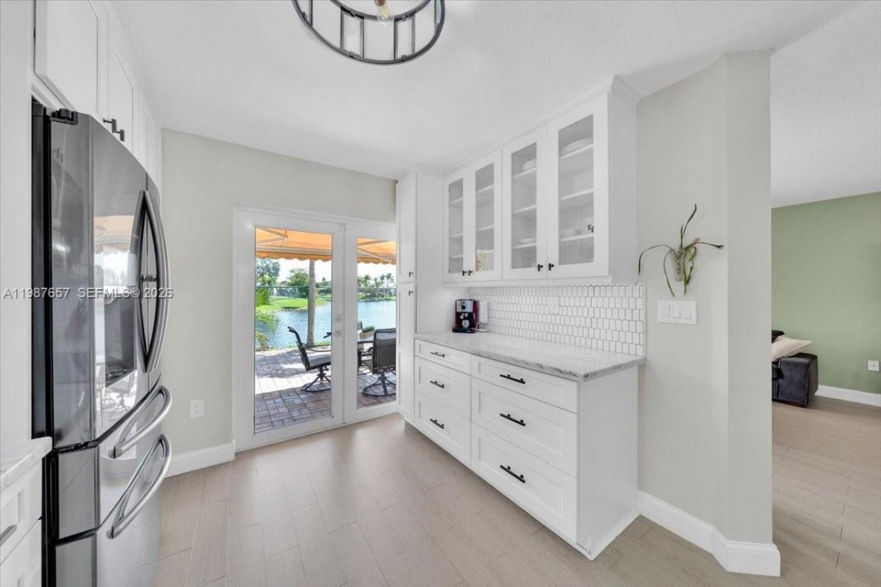 16382 SW 75th St, Miami, FL 33193 Photo