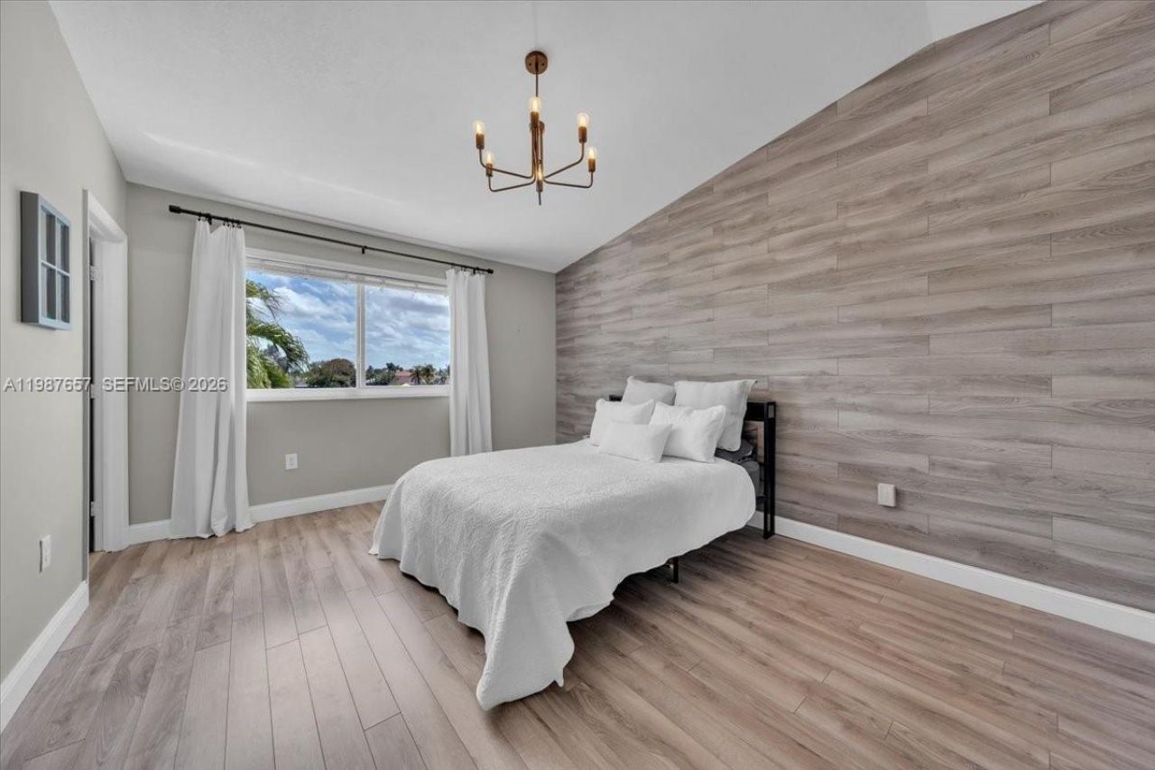 16382 SW 75th St, Miami, FL 33193 Photo