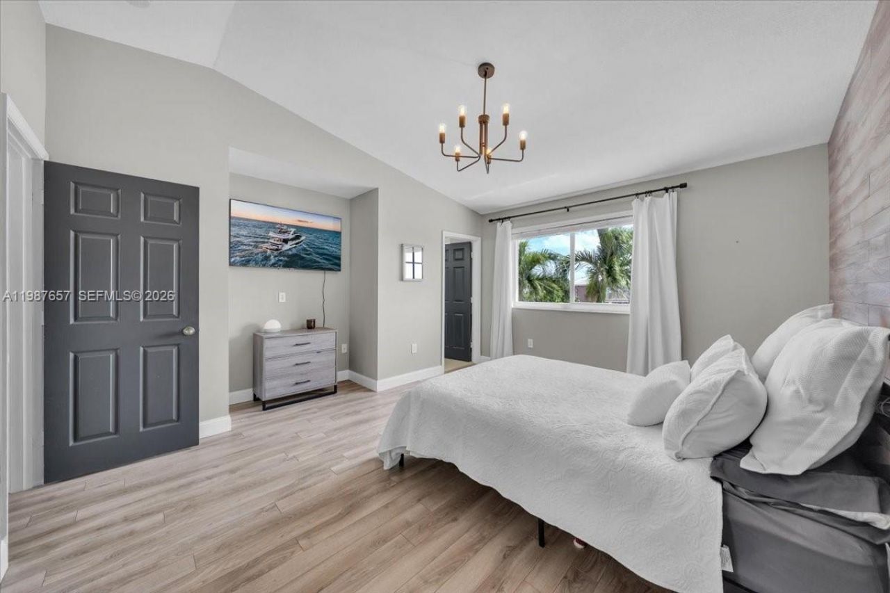 16382 SW 75th St, Miami, FL 33193 Photo