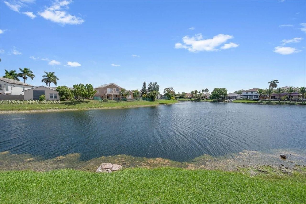 16382 SW 75th St, Miami, FL 33193 Photo