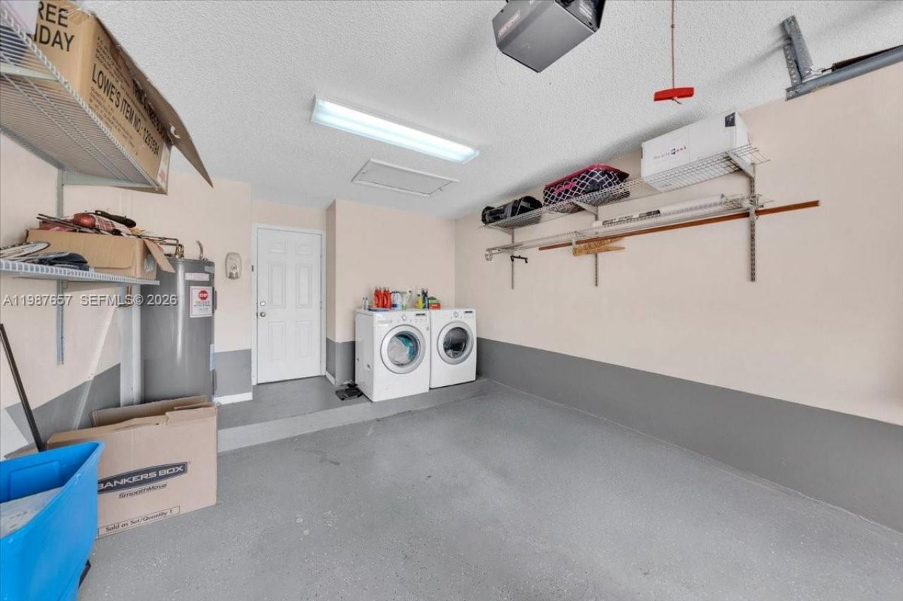 16382 SW 75th St, Miami, FL 33193 Photo