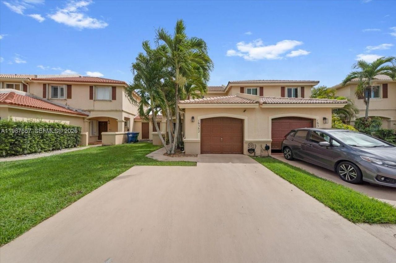 16382 SW 75th St, Miami, FL 33193 Photo