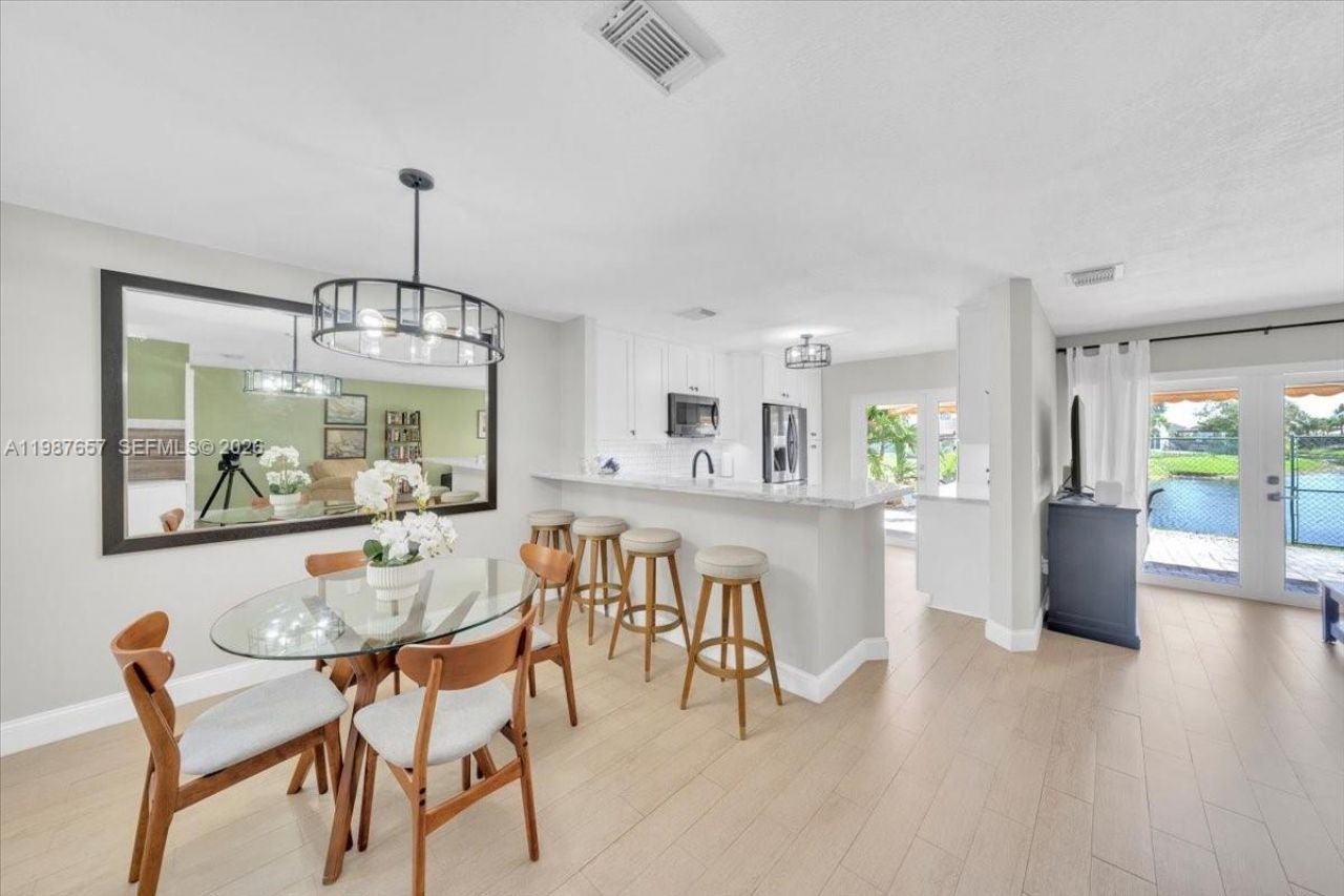 16382 SW 75th St, Miami, FL 33193 Photo