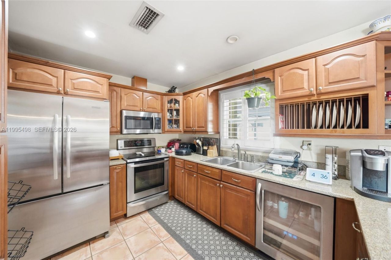 1271 SW 138th Ct, Miami, FL 33184 Photo