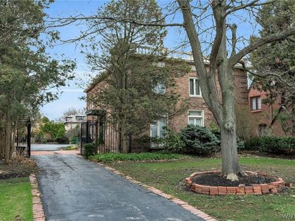 75 Nottingham Terrace Buffalo, NY 14216