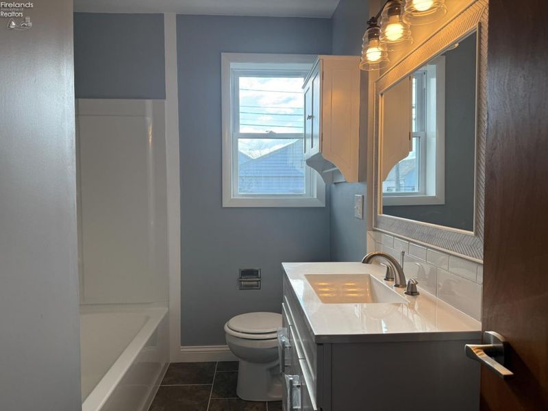 411 S Collinwood Boulevard, Fremont, OH 43420 Photo 22