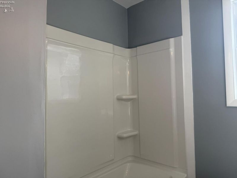 411 S Collinwood Boulevard, Fremont, OH 43420 Photo 23