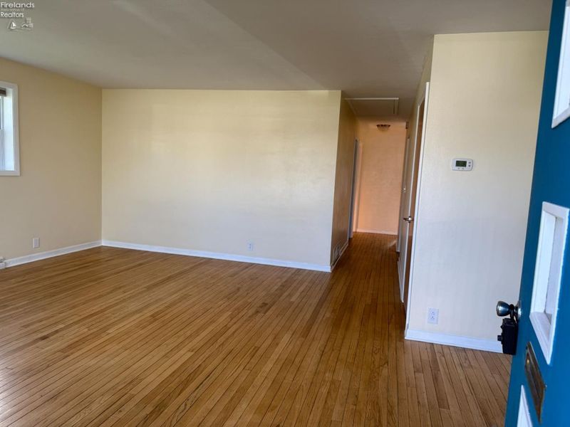 411 S Collinwood Boulevard, Fremont, OH 43420 Photo 3