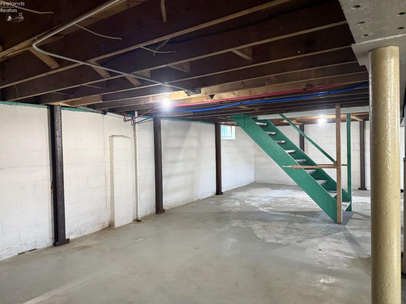 411 S Collinwood Boulevard, Fremont, OH 43420 Photo 30