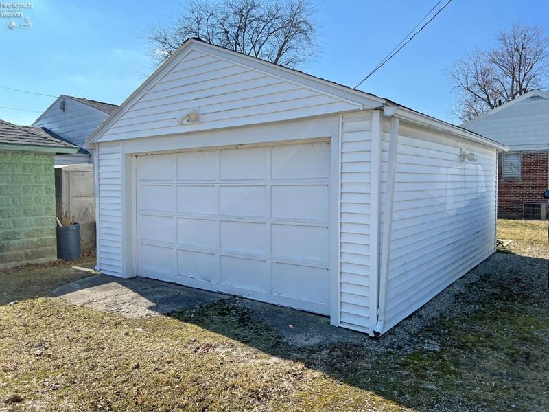 411 S Collinwood Boulevard, Fremont, OH 43420 Photo 42