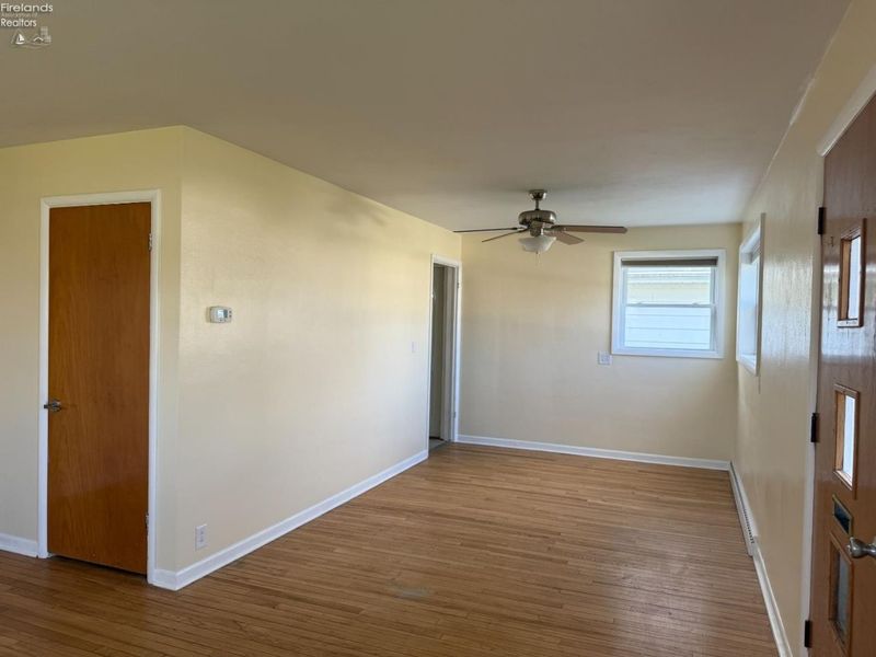 411 S Collinwood Boulevard, Fremont, OH 43420 Photo 6