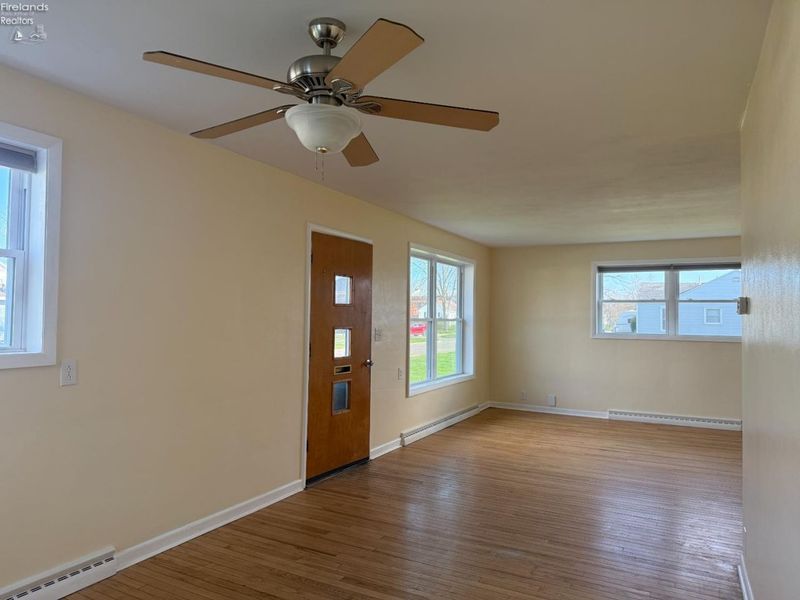 411 S Collinwood Boulevard, Fremont, OH 43420 Photo 7