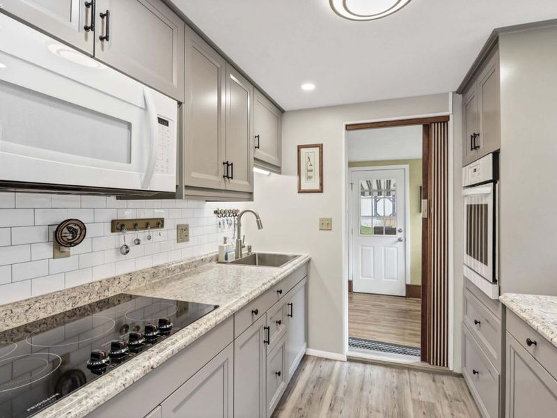 2548 Bay Vista Drive, Lakeside, OH 43440 Photo 19