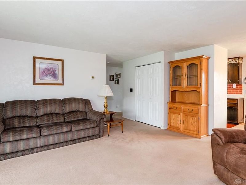 5424 Coleraine Drive, Huber Heights, OH 45424 Photo 9