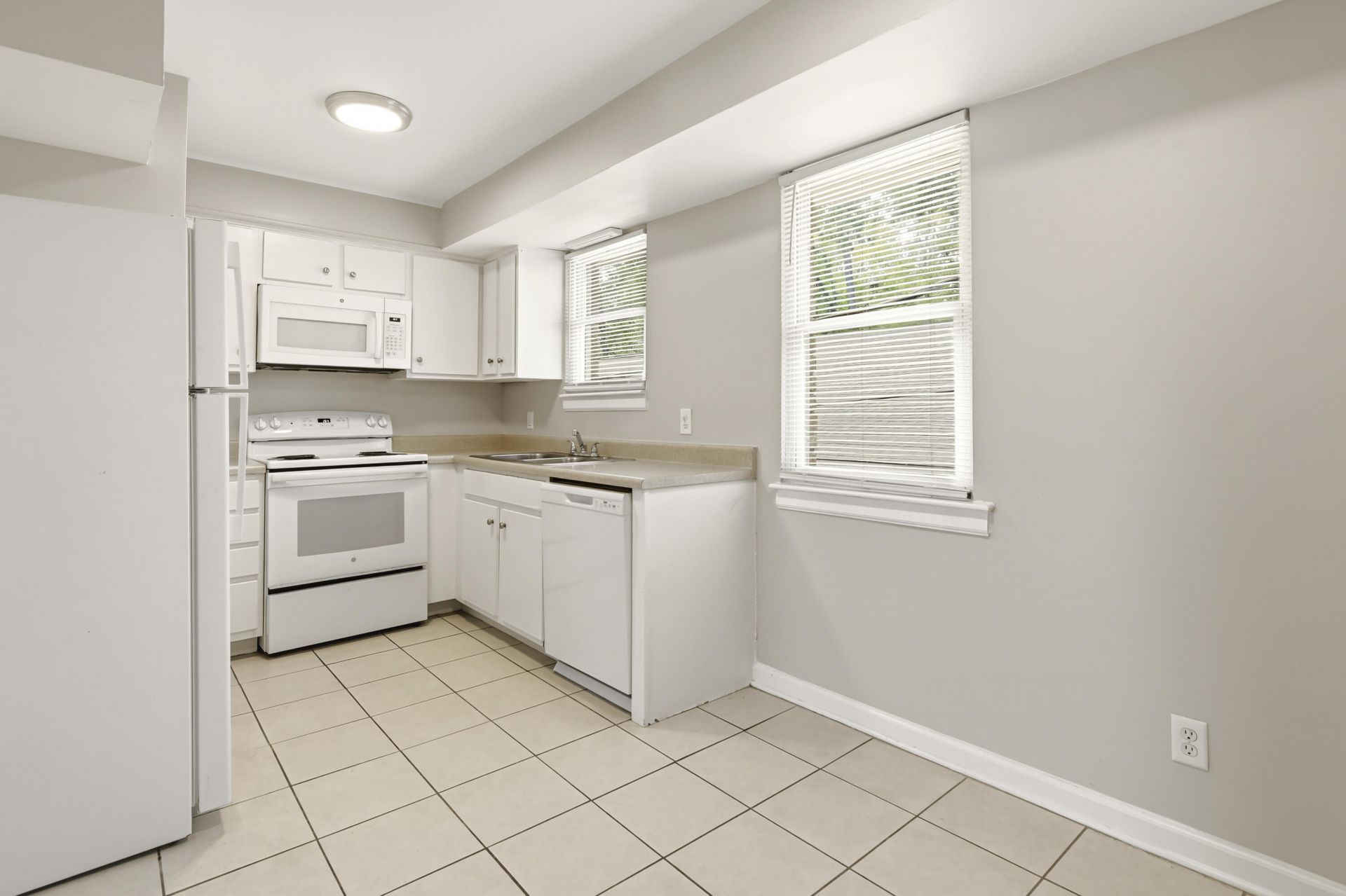 2107 Rondo Street Photo 4