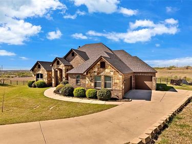 10301 Los Rios Drive, Fort Worth, TX 76179
