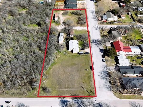 1311 Irvin Street , Bridgeport, TX 76426