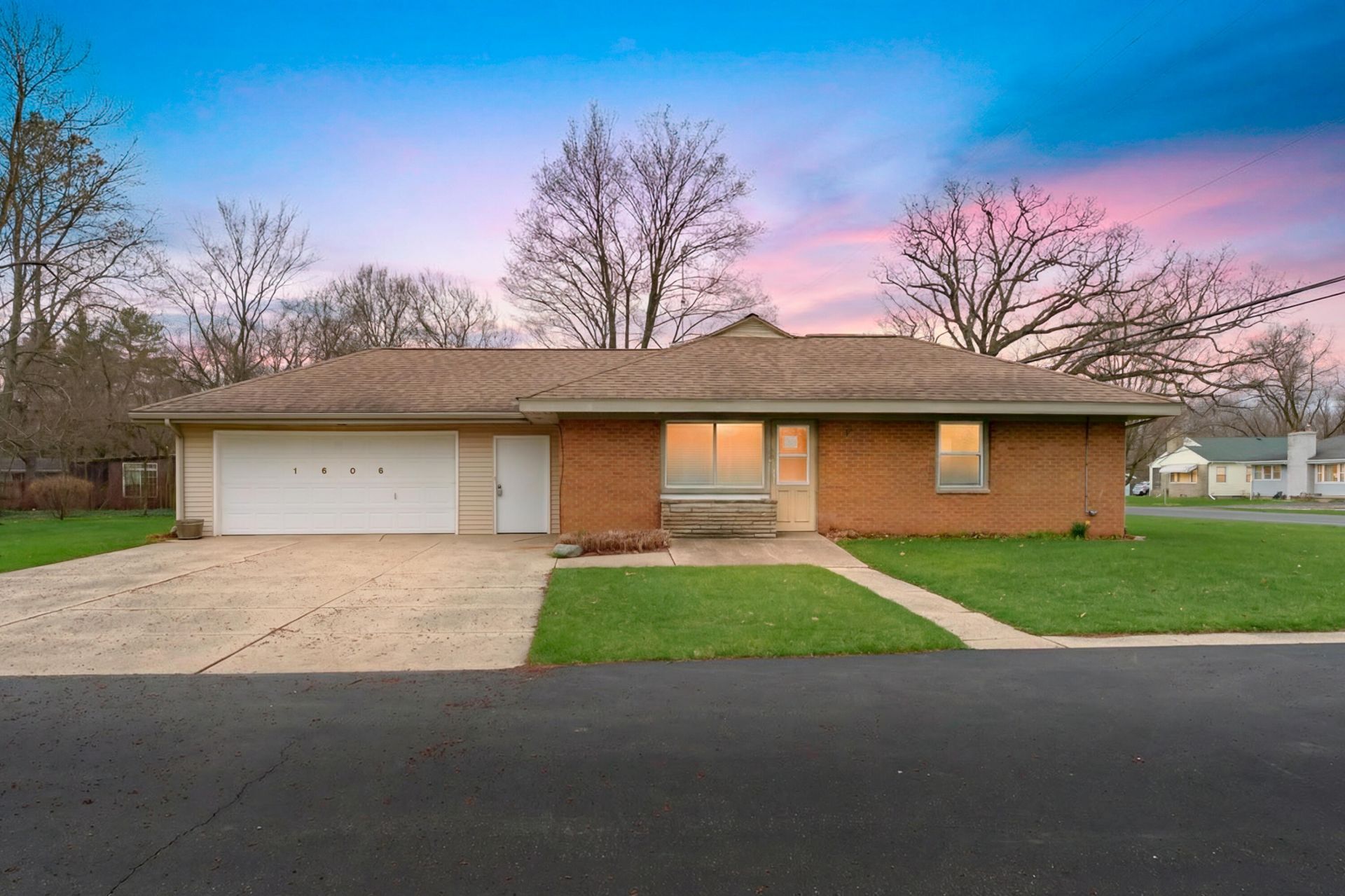 1606 E G Avenue, Kalamazoo, MI 49004 Main Photo