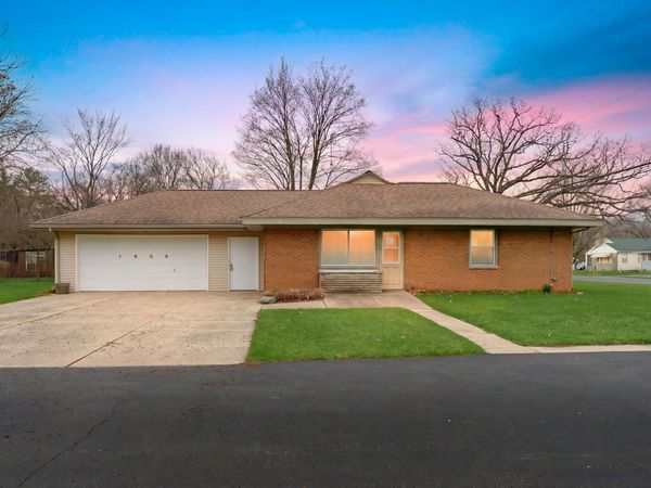 1606 E G Avenue, Kalamazoo, MI 49004