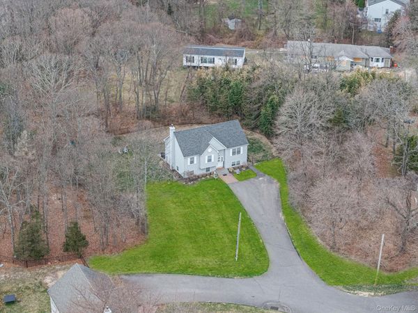 268 Holbrook Road, Ronkonkoma, NY 11779