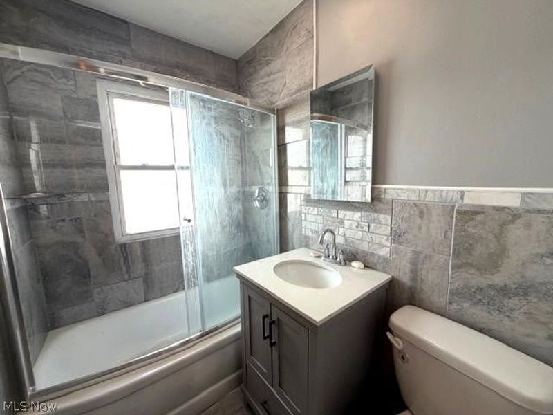 3977 Wendy Drive , Cleveland, OH 44122 Photo 30