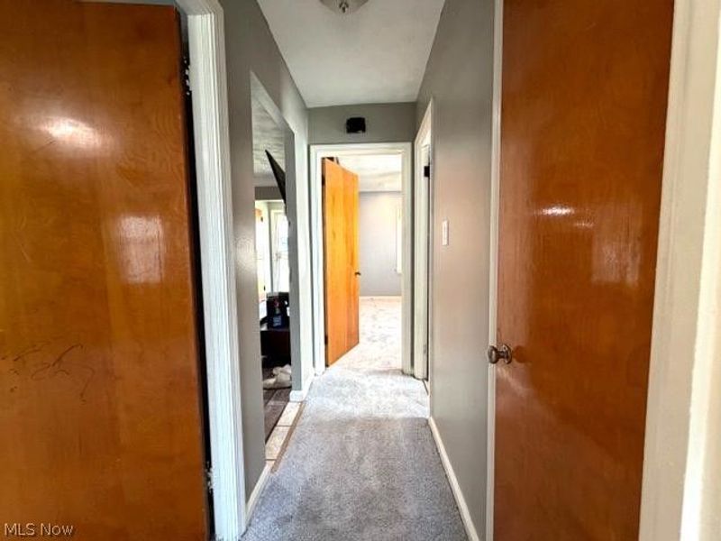 3977 Wendy Drive , Cleveland, OH 44122 Photo 37