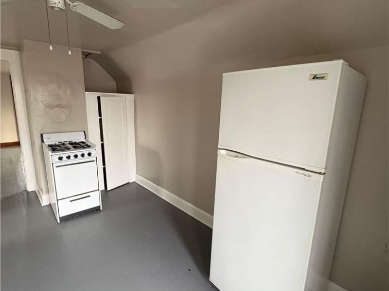 18001 Olympia Road , Cleveland, OH 44112 Photo 21