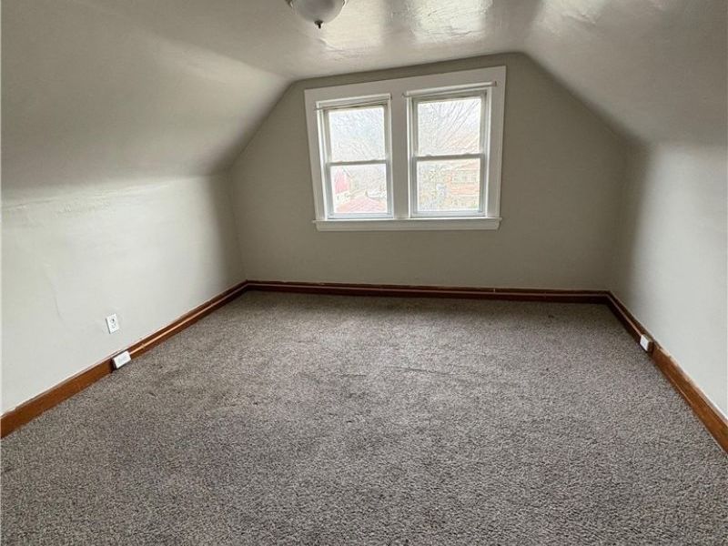 18001 Olympia Road , Cleveland, OH 44112 Photo 23