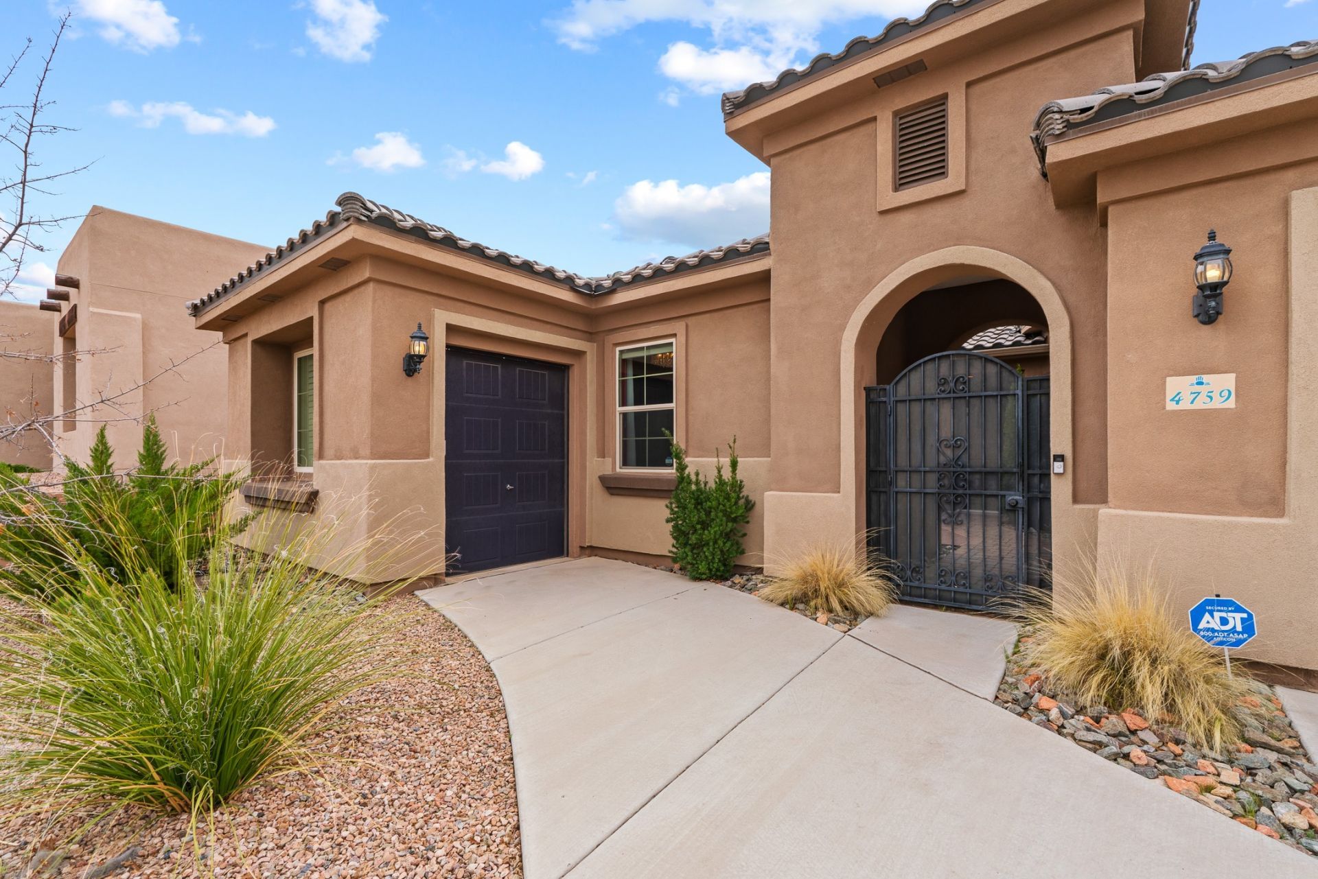 4759 Lluvia Encantada, Santa Fe, NM 87507 Main Photo