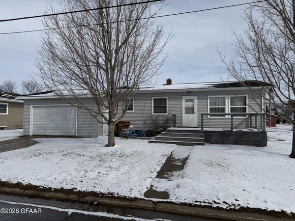 307 5TH Avenue , Northwood, ND 58267