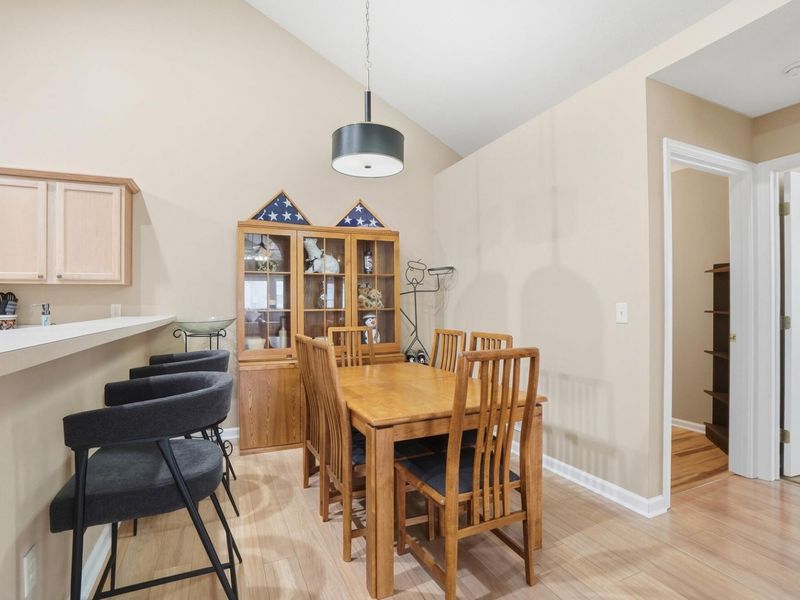 4662 Cobblestone Drive, Tipp City, OH 45371 Photo 13