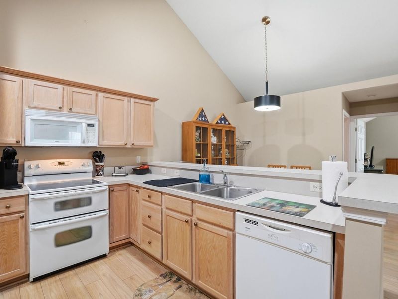 4662 Cobblestone Drive, Tipp City, OH 45371 Photo 16