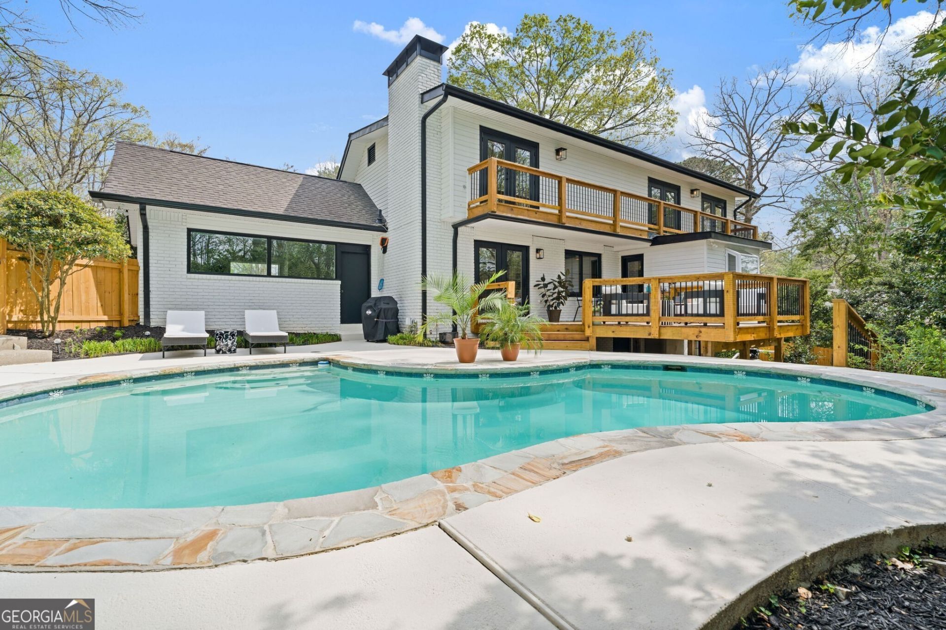 264 Devonwood Drive, Sandy Springs, GA 30328 Main Photo