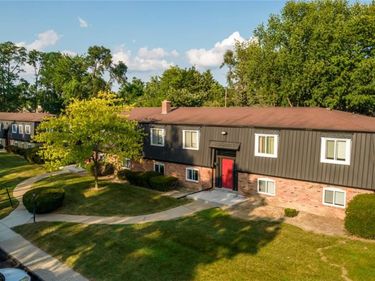 2153 Decker Road, Walled Lake, MI 48390