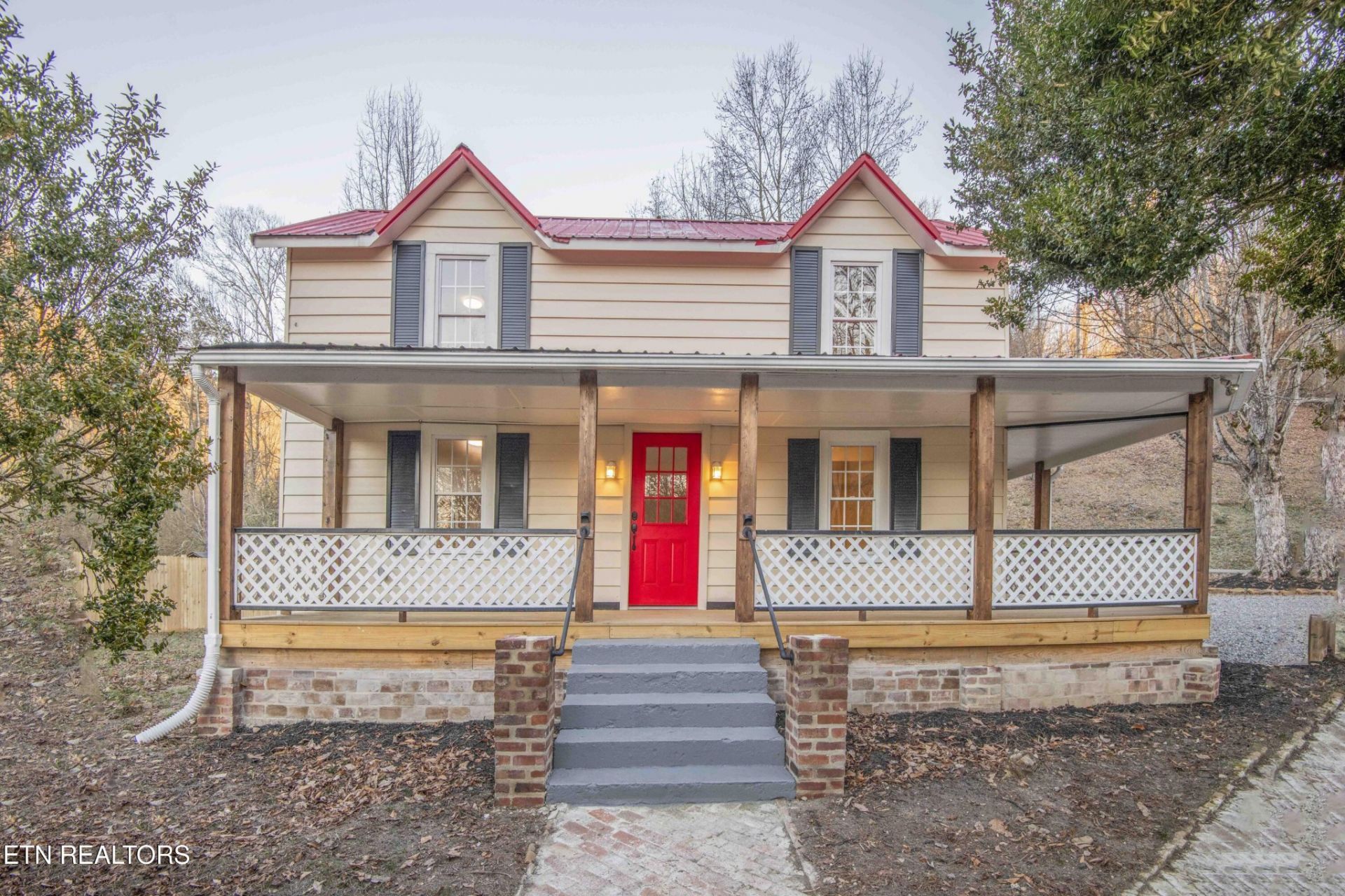 299 Big Mountain Hollow Rd , Oliver Springs, TN 37840 Main Photo