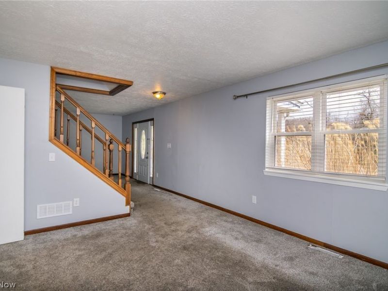 604 Pine Valley Drive, Steubenville, OH 43952 Photo 15