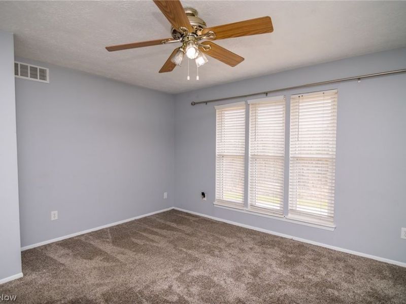 604 Pine Valley Drive, Steubenville, OH 43952 Photo 26